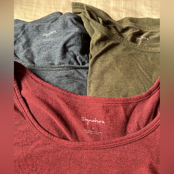 BUNDLE 3/4 sleeve Tops - Picture 2 of 2